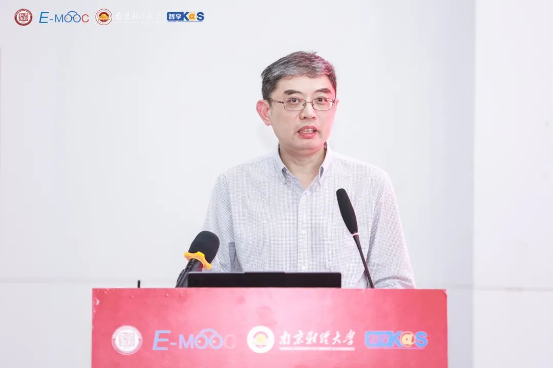 徐庆.jpg